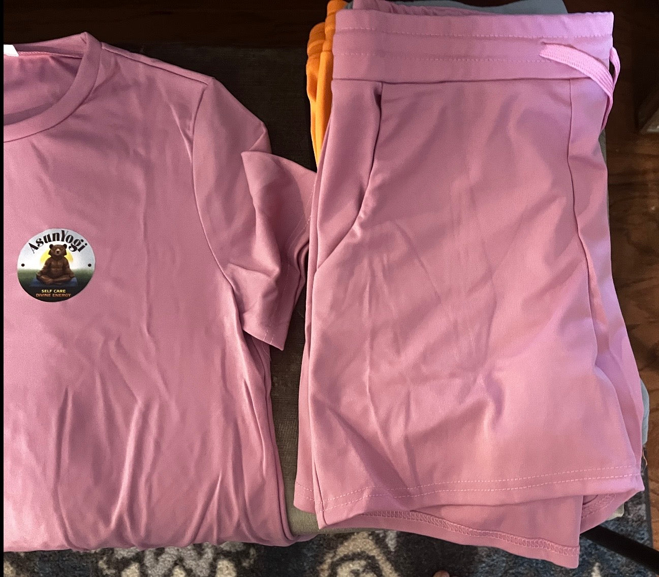 AsunYogi track suit